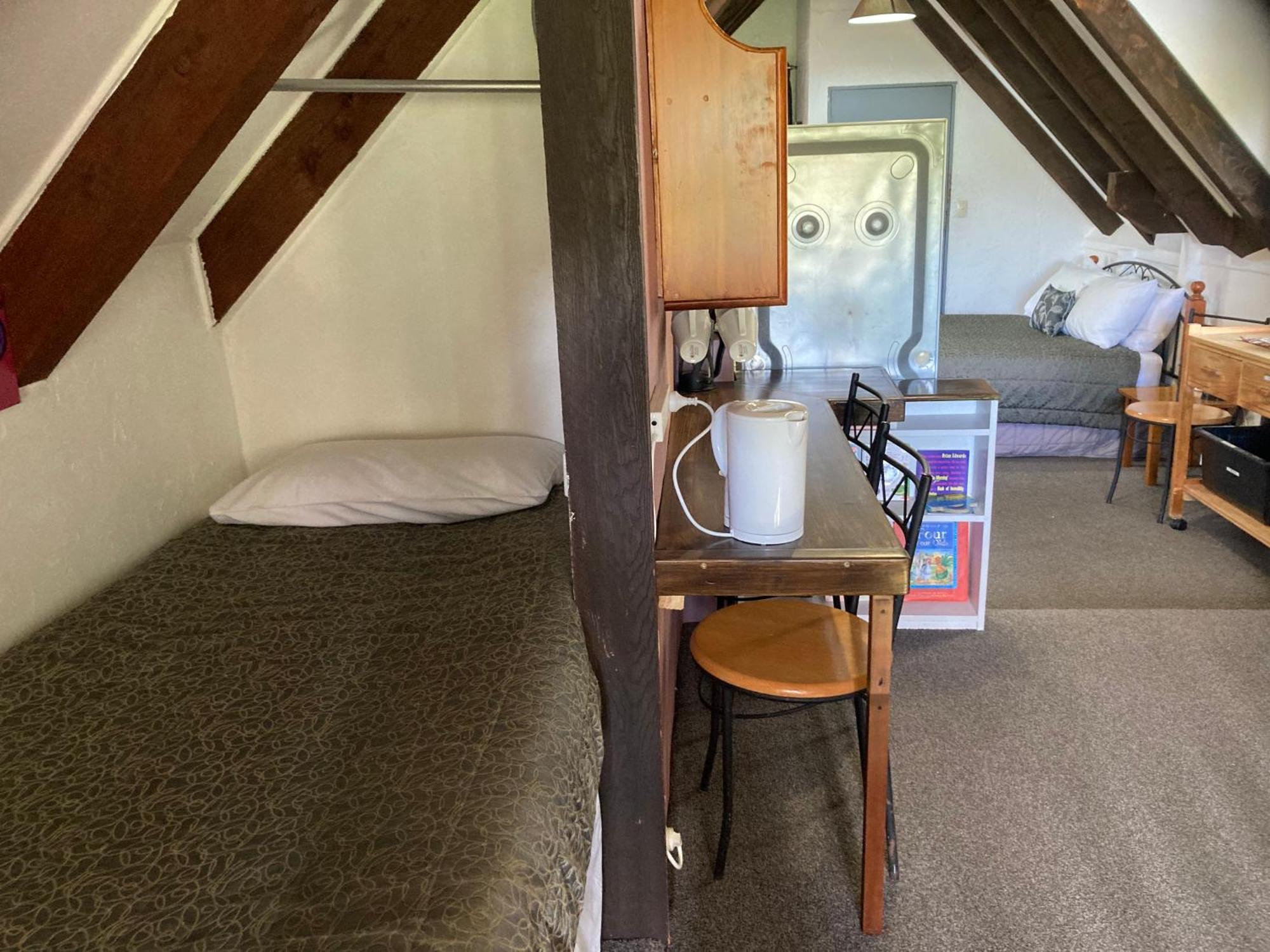The Chalet Bed And Breakfast-Peace And Quiet In The Country 12 Minutes From City Dunedin Luaran gambar