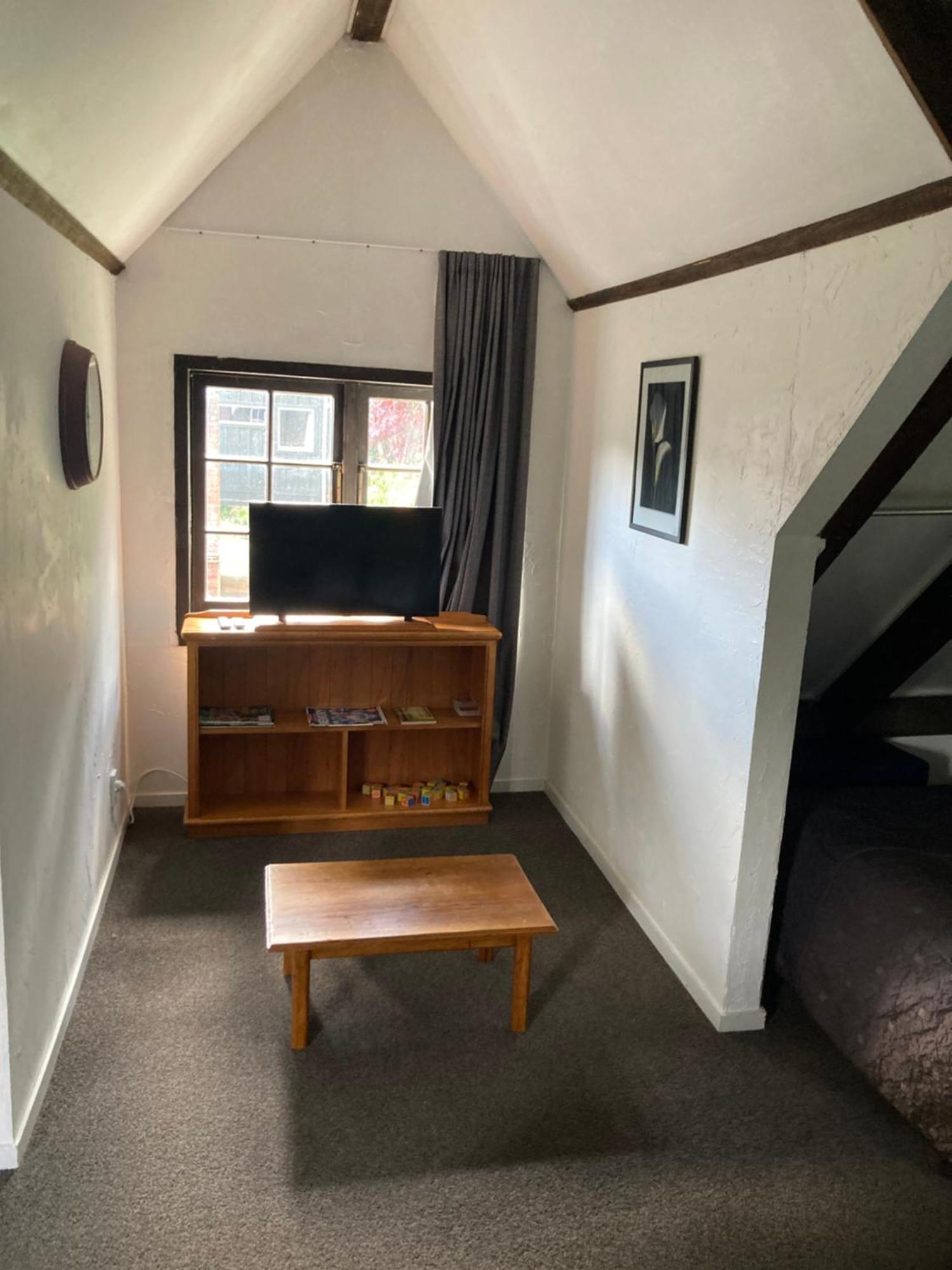 The Chalet Bed And Breakfast-Peace And Quiet In The Country 12 Minutes From City Dunedin Luaran gambar