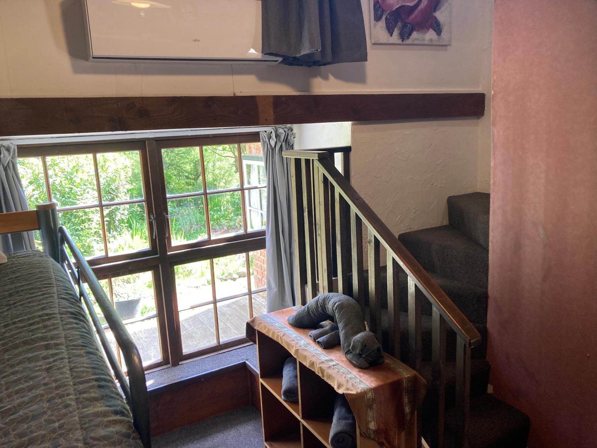 The Chalet Bed And Breakfast-Peace And Quiet In The Country 12 Minutes From City Dunedin Luaran gambar